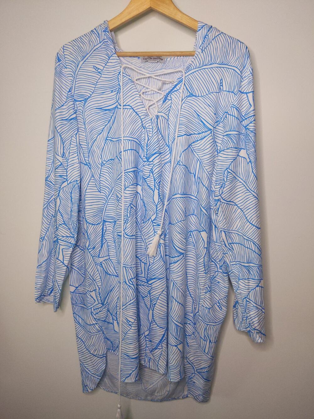 Charlie Holiday Women's US Sz 10 White Blue Striped Beach Coverup Flowy Coastalx